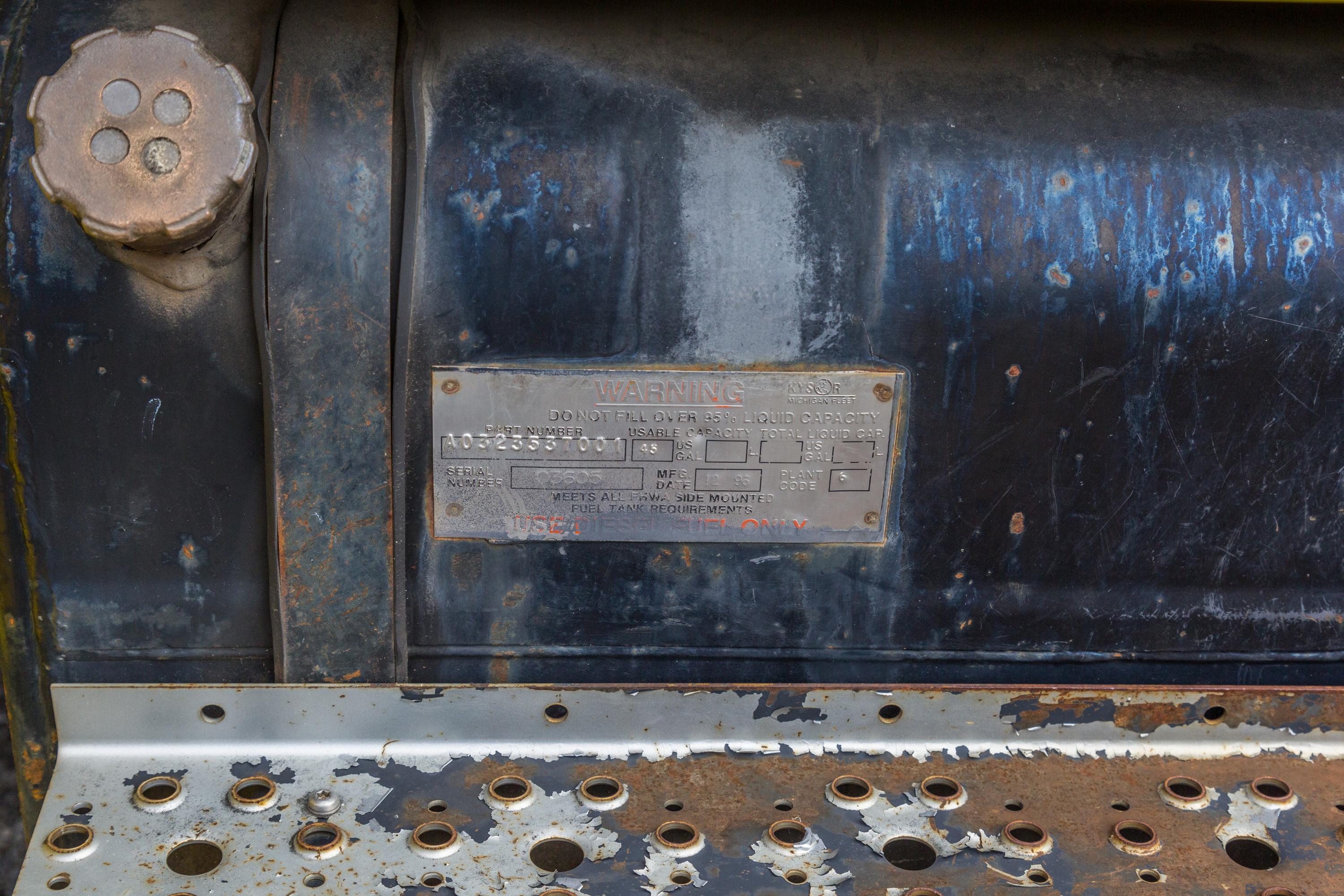 1999 Digger Derrick Truck - image 73