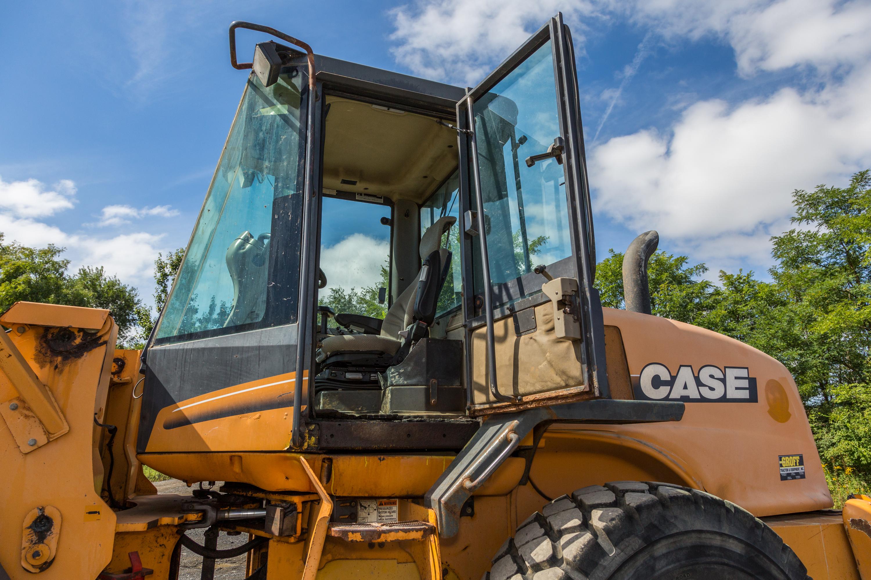 2005 CASE 621D wheel loader - image 13