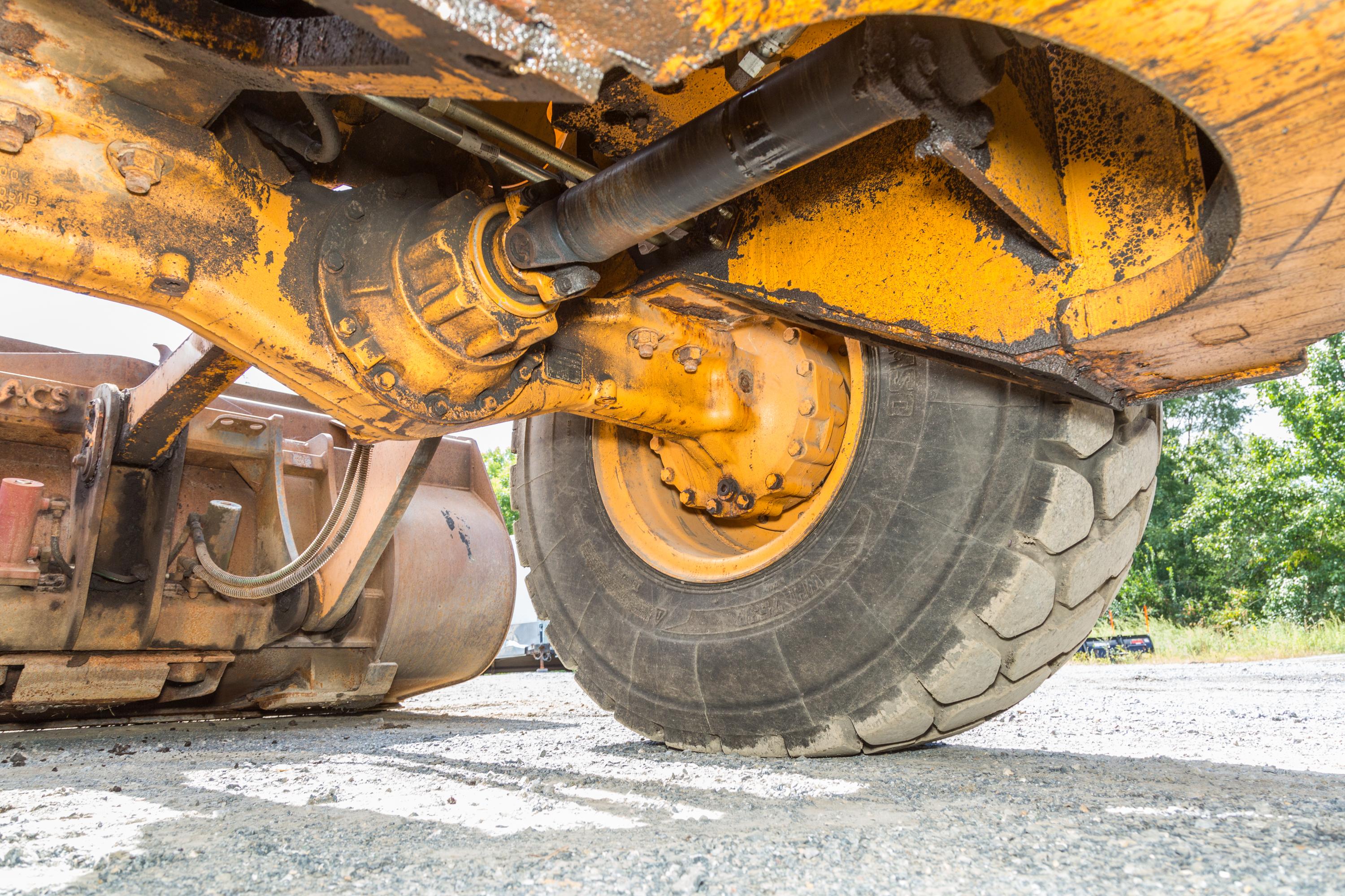 2005 CASE 621D wheel loader - image 48