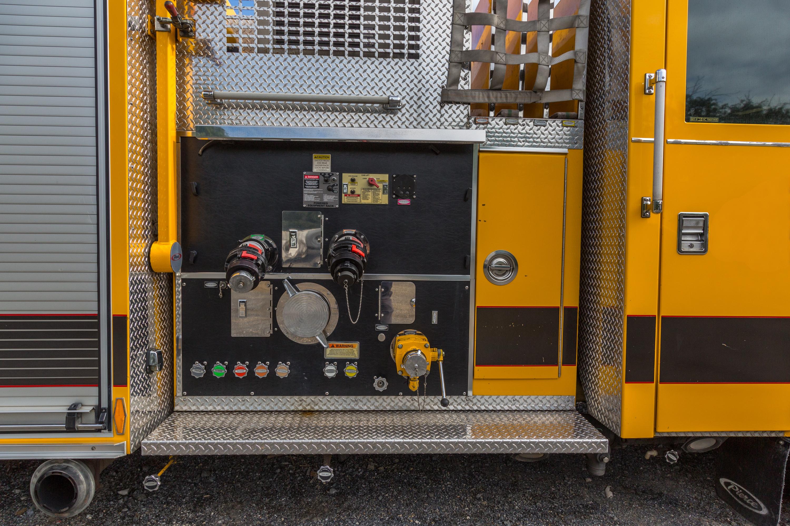 2005 Pierce Pumper - image 67