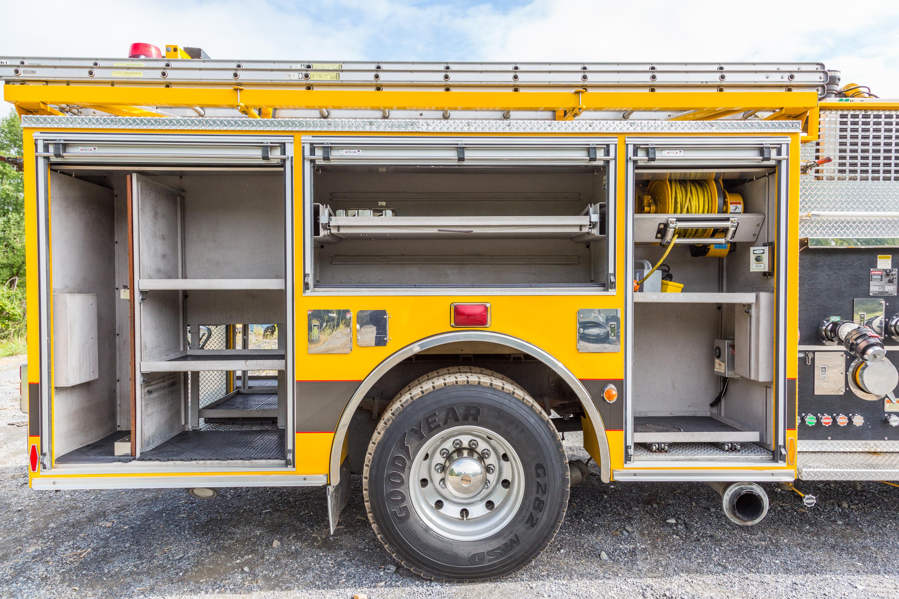 2005 Pierce Pumper - image 25