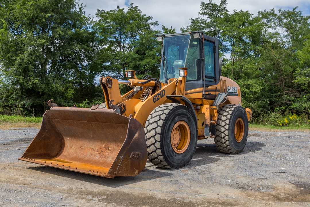 2005 CASE 621D wheel loader