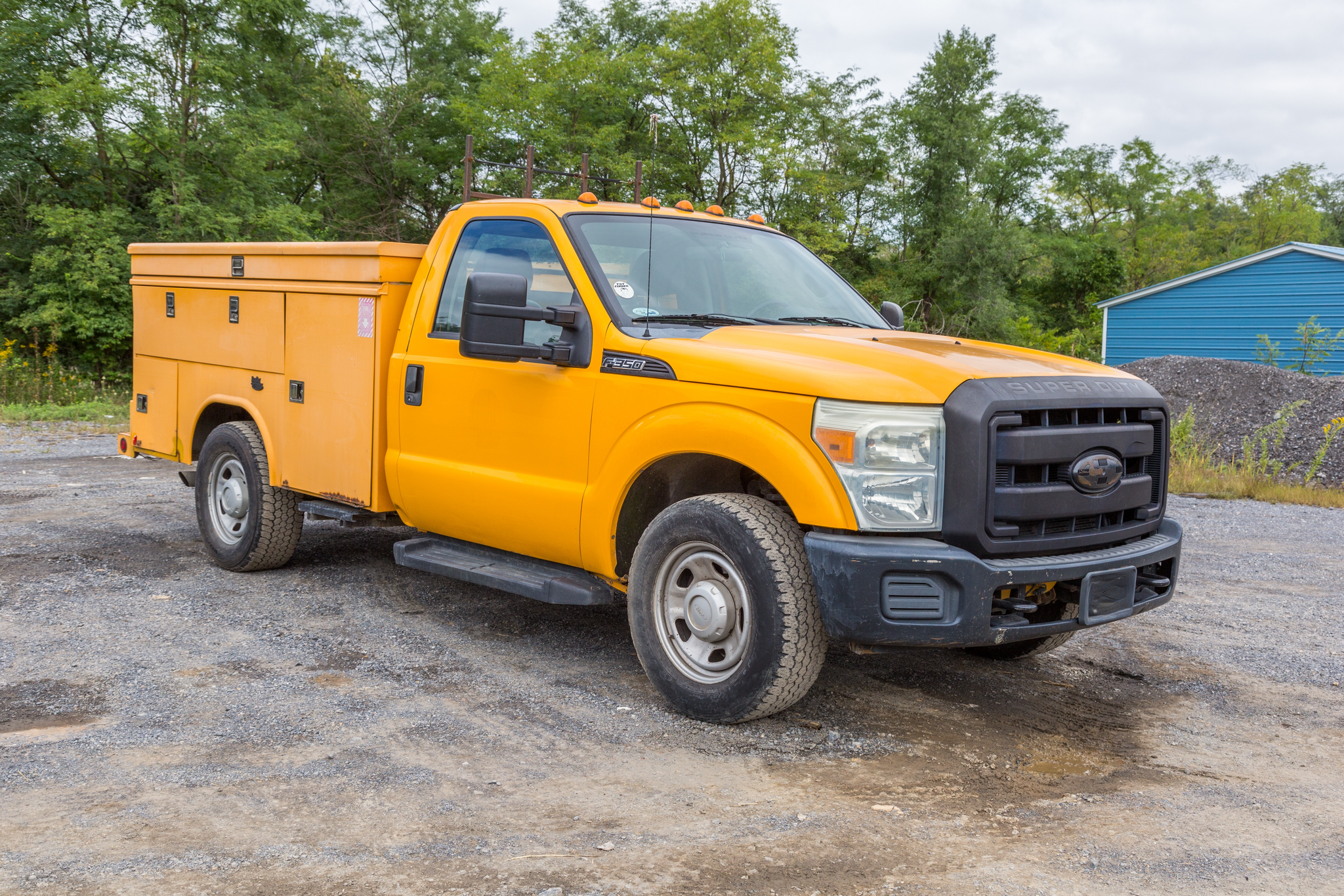 2011 Ford F-350 Super Duty service/utility truck - image 4
