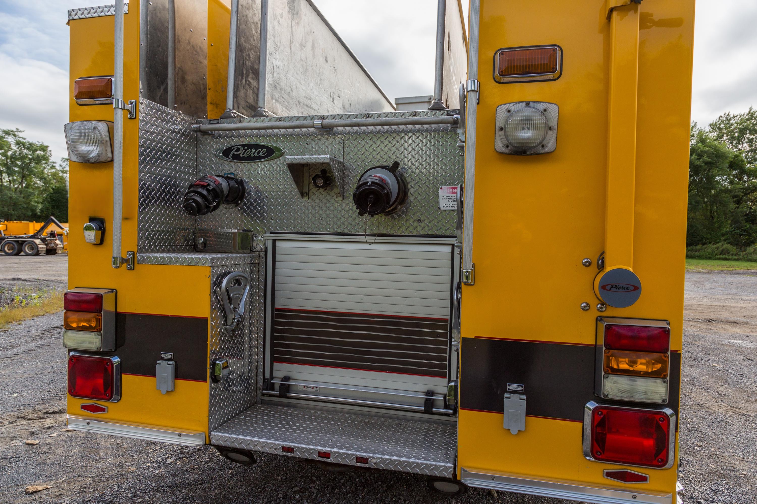 2005 Pierce Pumper - image 39