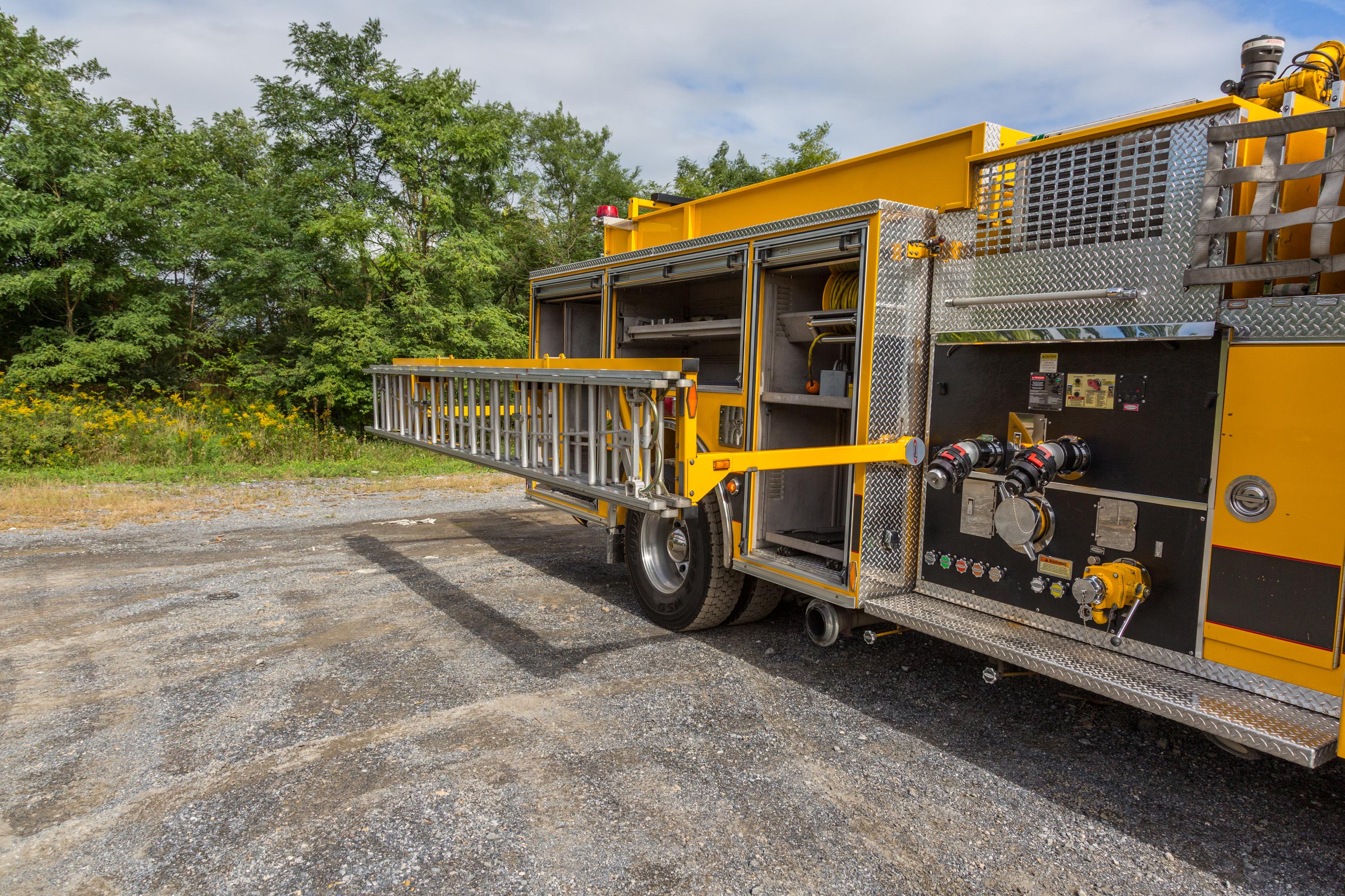2005 Pierce Pumper - image 72