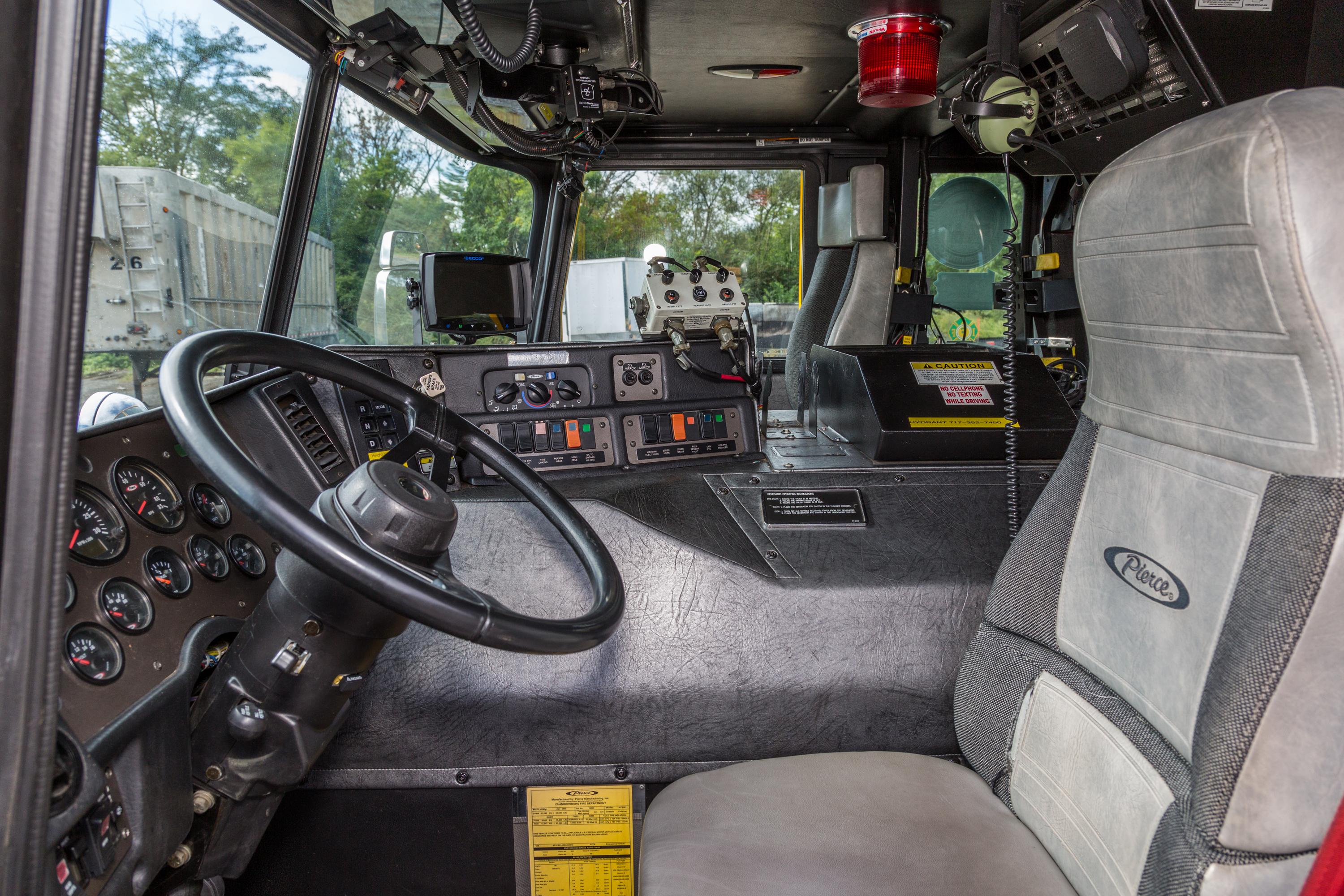 2005 Pierce Pumper - image 48