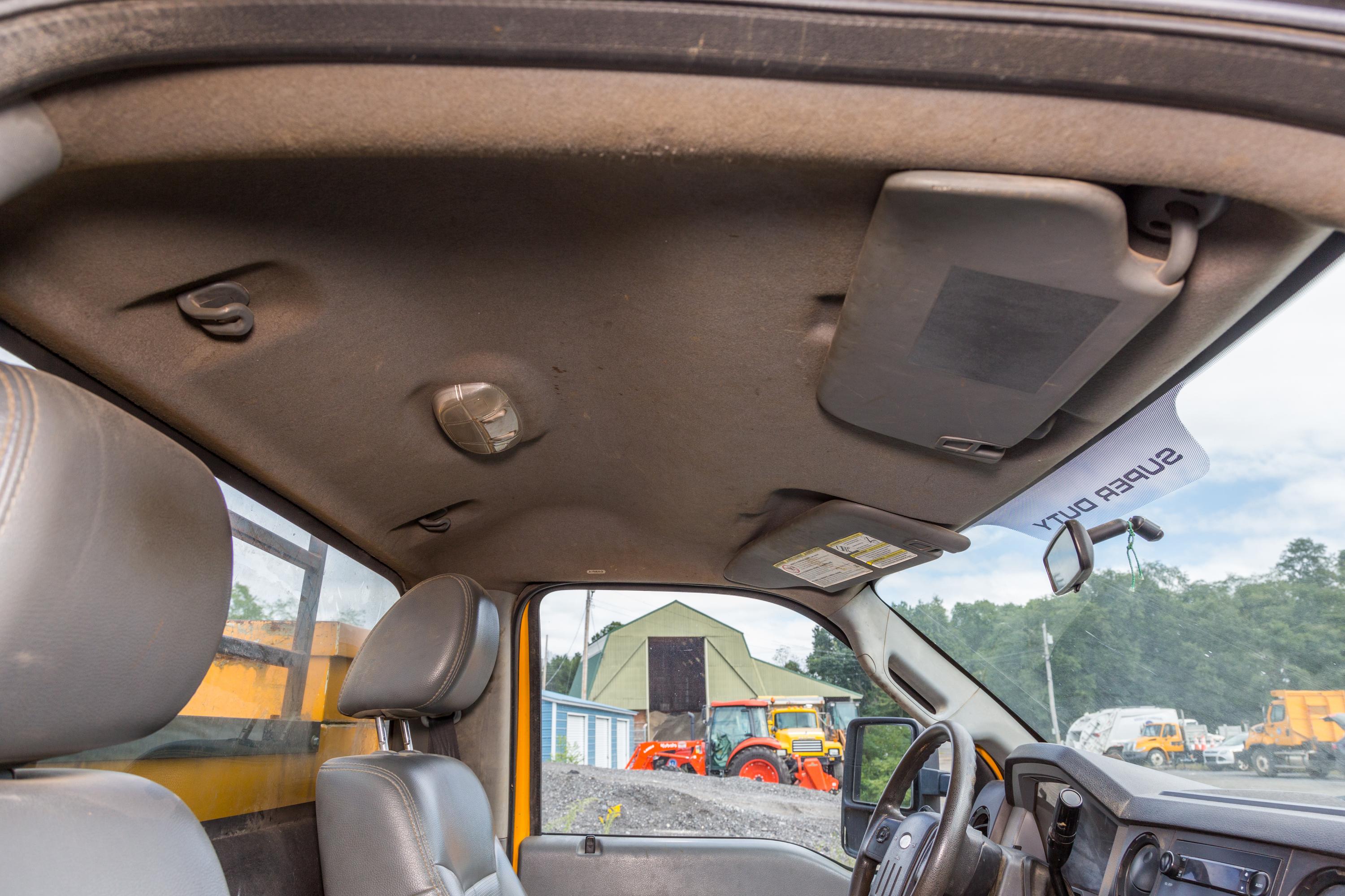 2011 Ford F-350 Super Duty service/utility truck - image 39