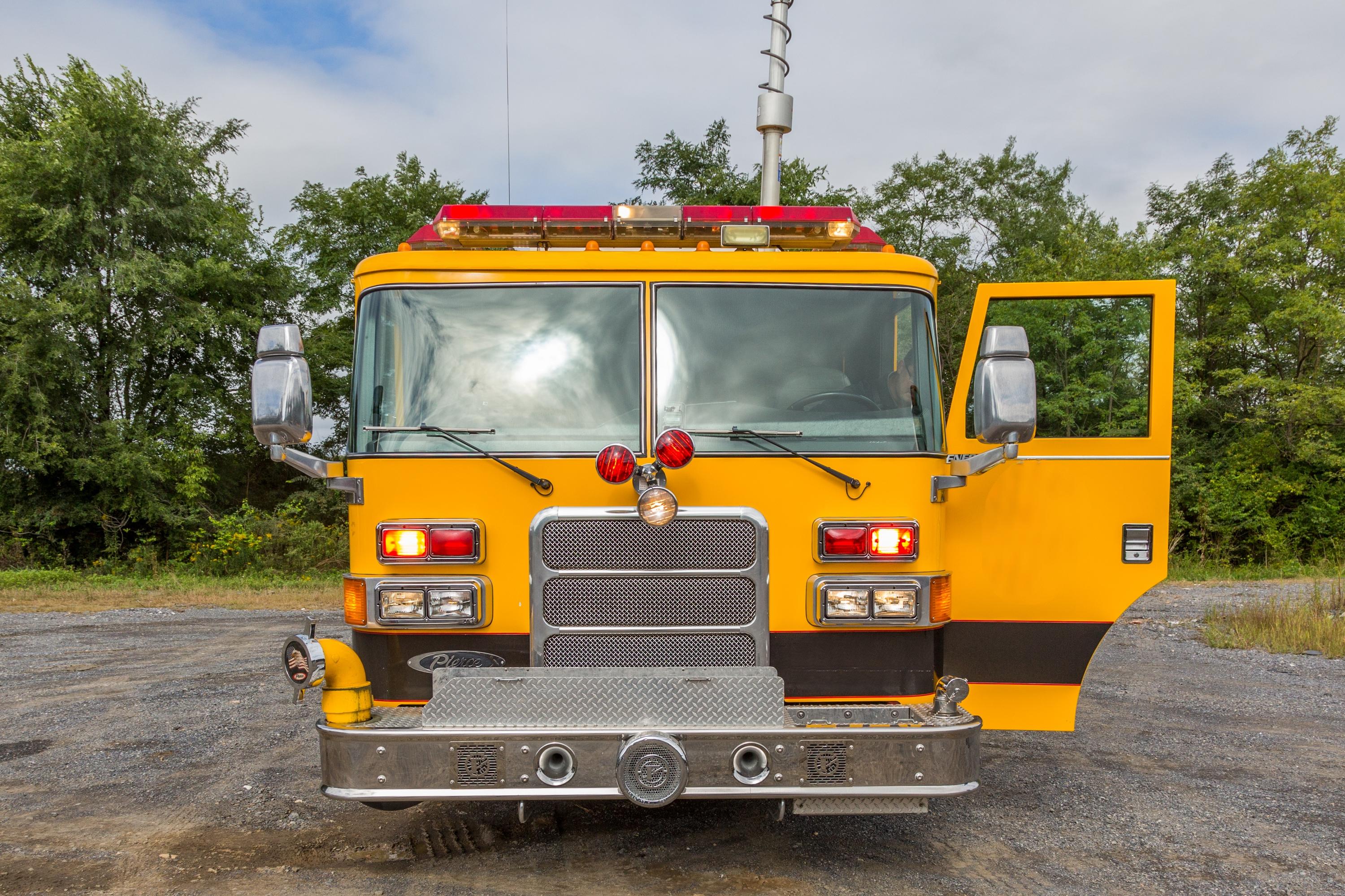 2005 Pierce Pumper - image 17
