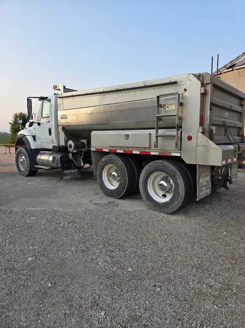 2013 International WorkStar 7500 Dump Truck