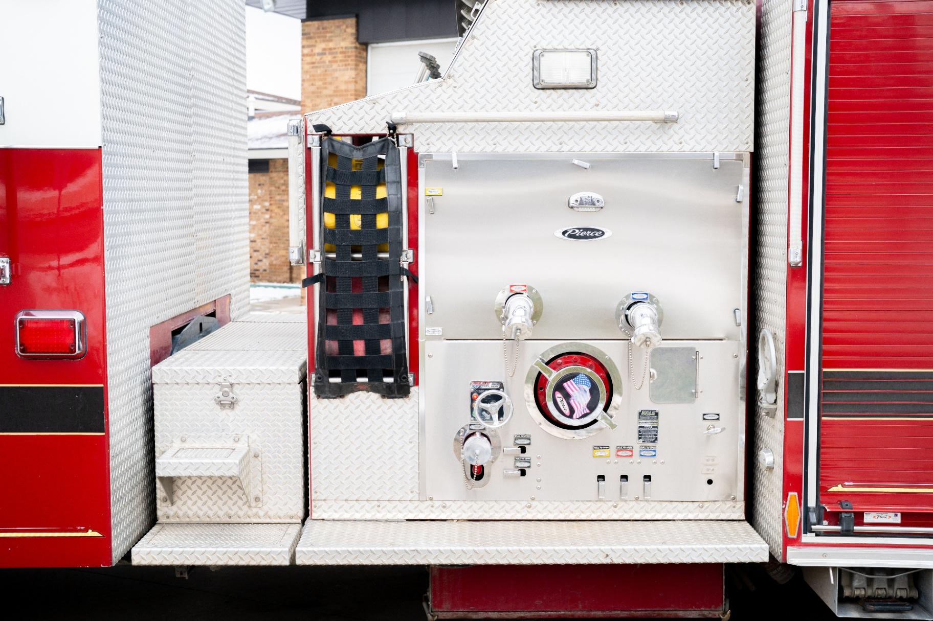2008 Pierce Velocity Pumper - image 11