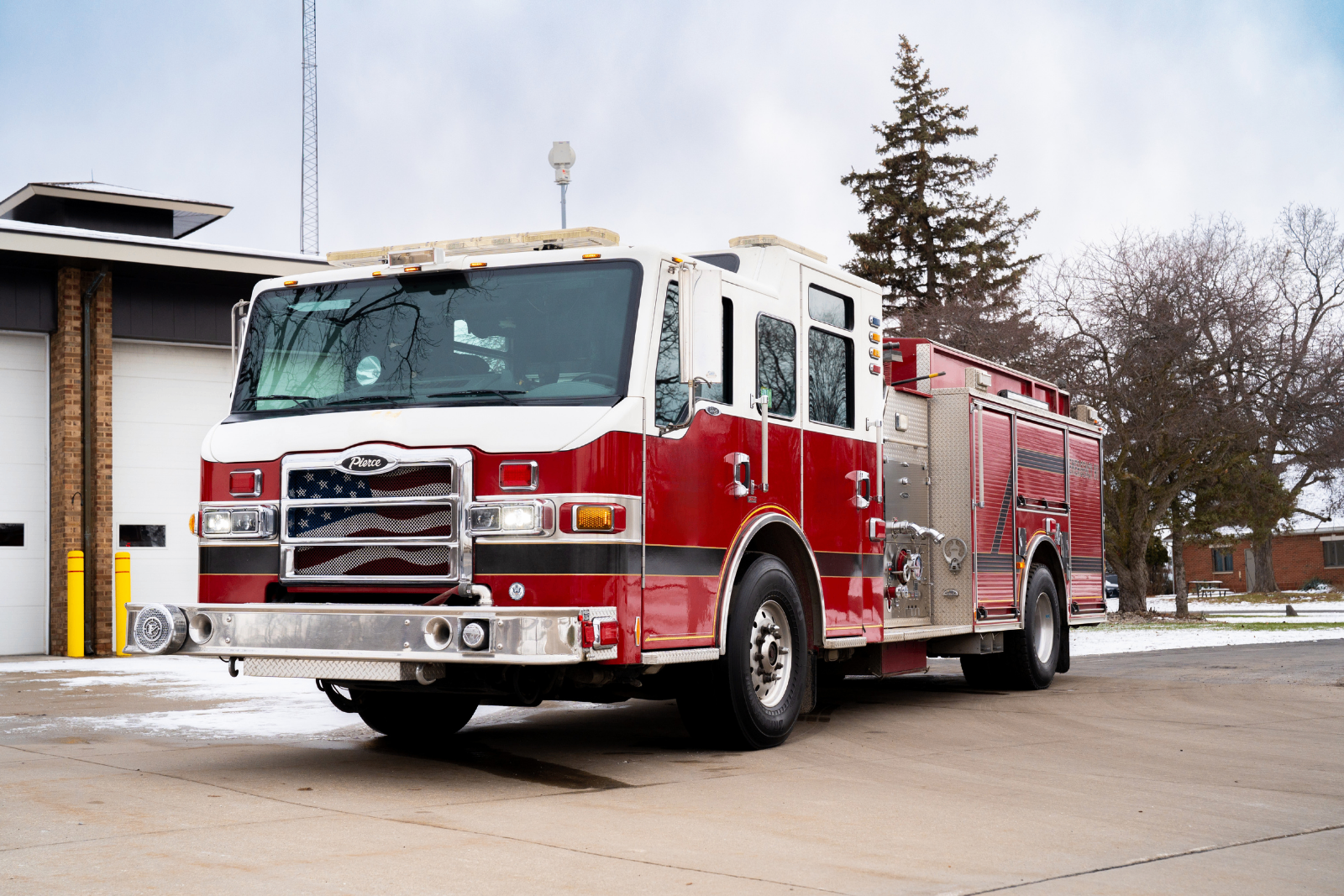 2008 Pierce Velocity Pumper - image 3