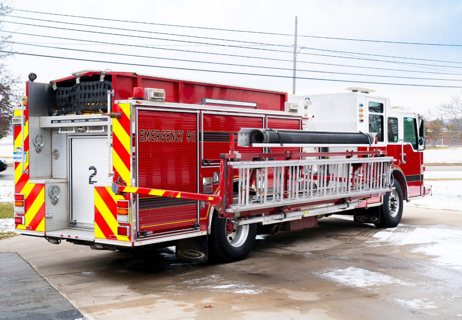 2008 Pierce Velocity Pumper - image 5
