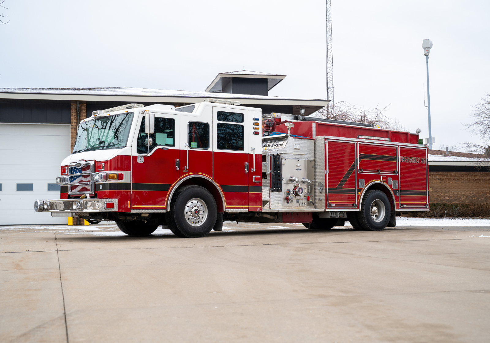 2009 Pierce Velocity Pumper - image 2