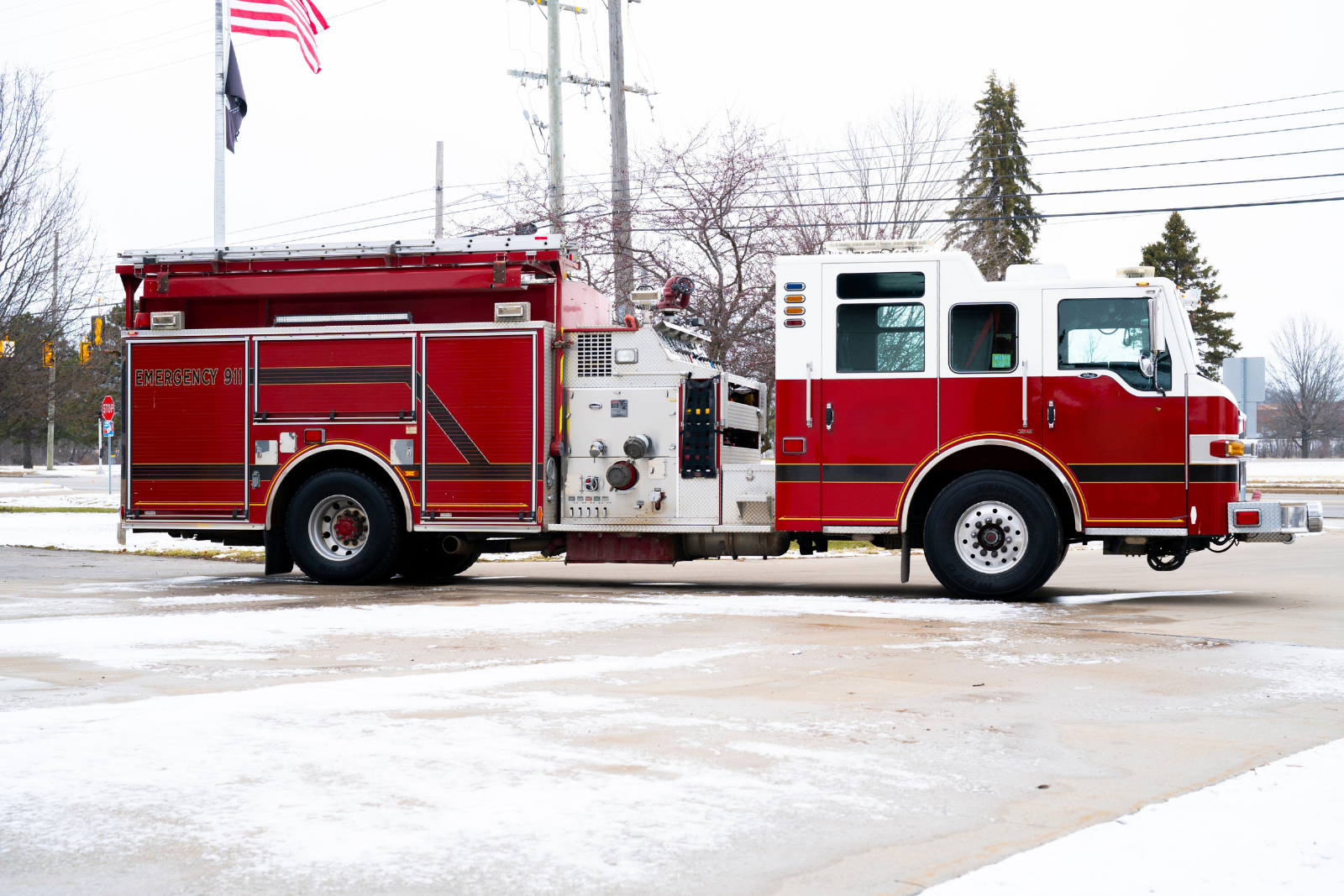 2008 Pierce Velocity Pumper - image 2