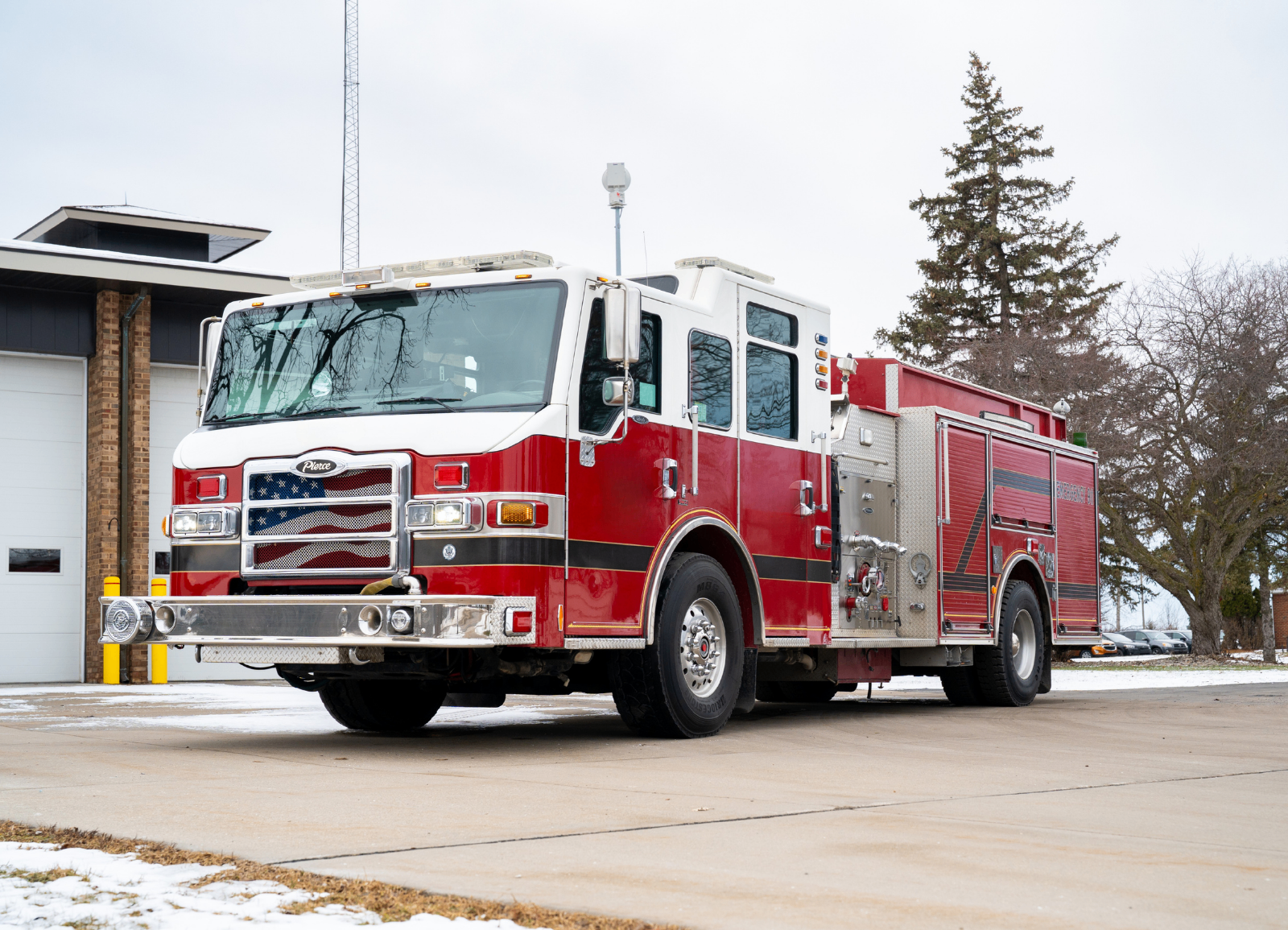 2009 Pierce Velocity Pumper - image 1