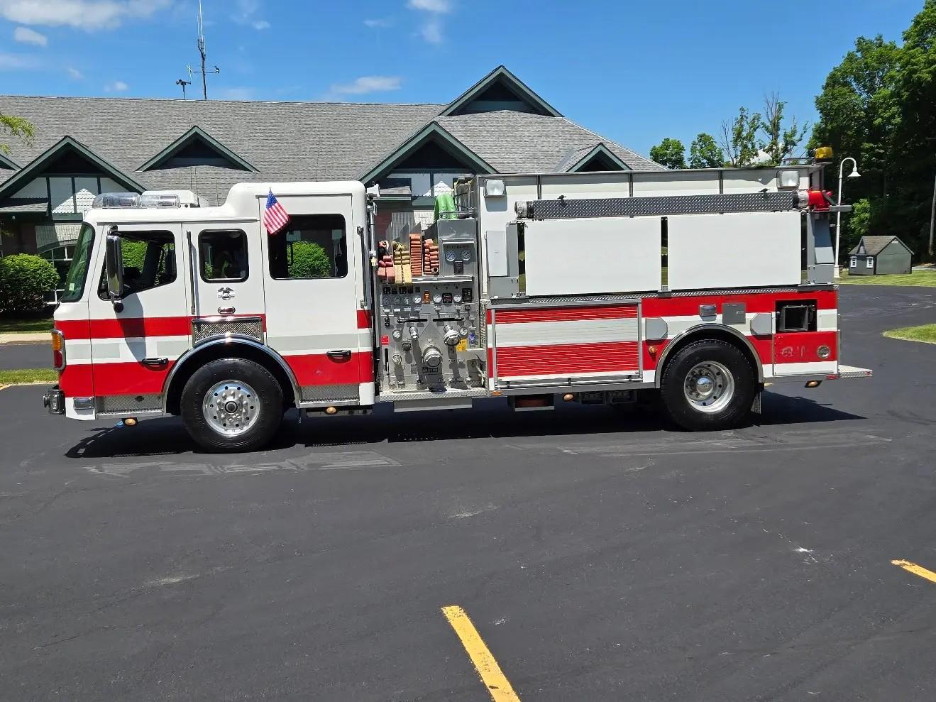 2005 American LaFrance Eagle Pumper Tanker - image 2