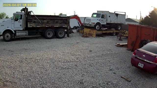 2002 Kenworth T800 with Phalen Trailer — photo 6