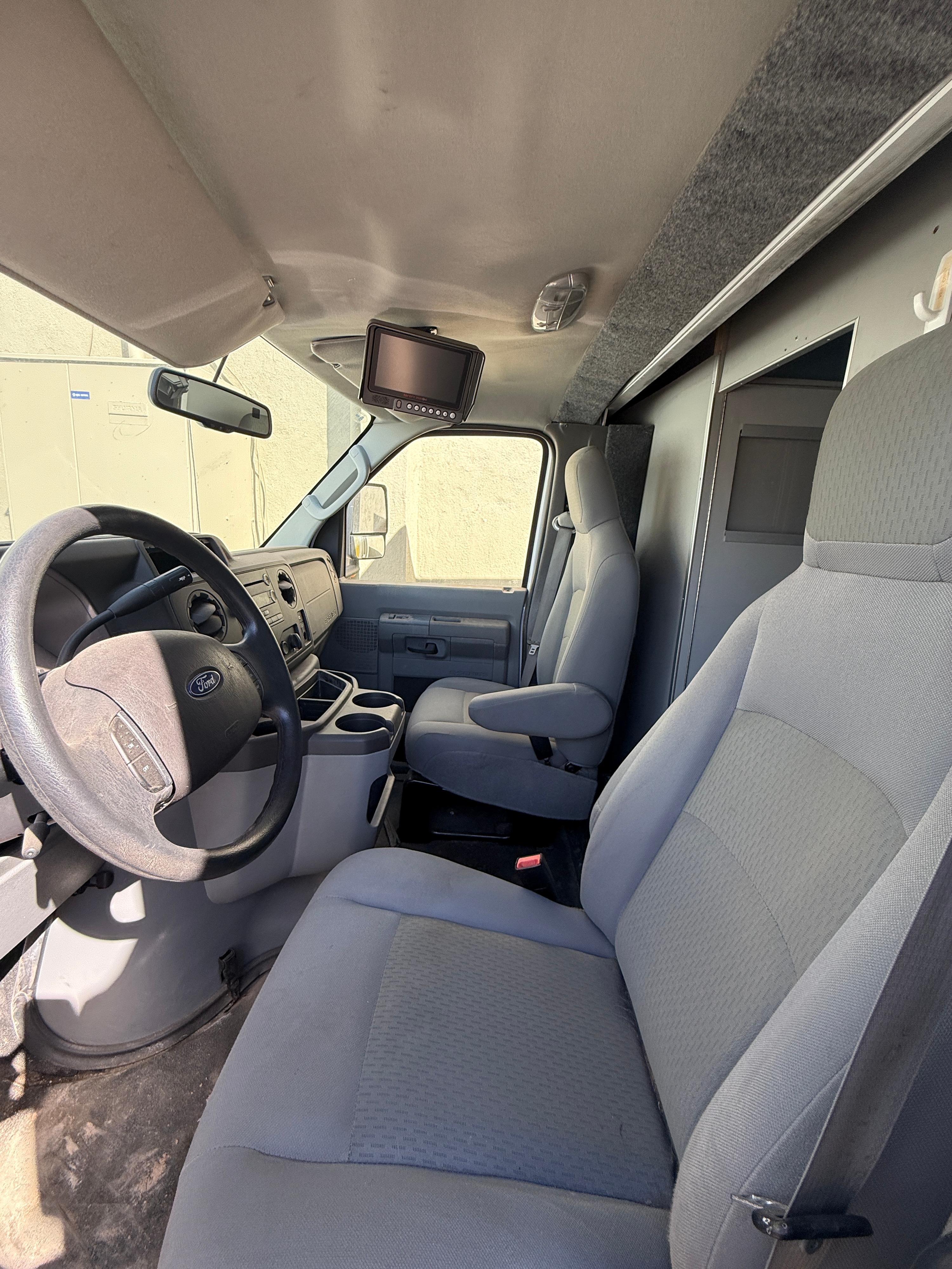2019 Ford E-450 Type III Ambulance - image 7