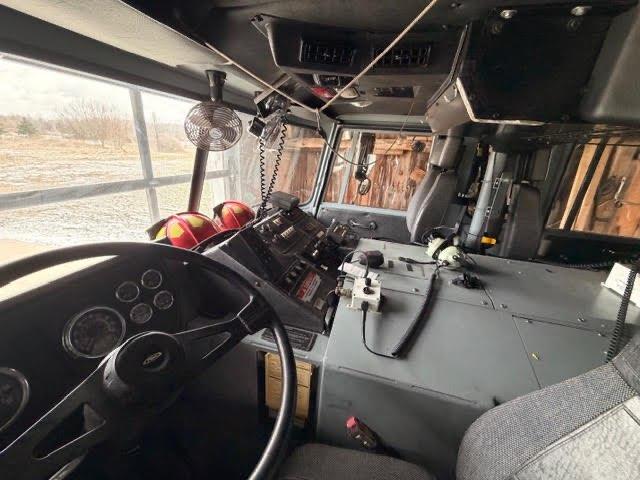 1999 Pierce Saber Pumper Tanker - image 10