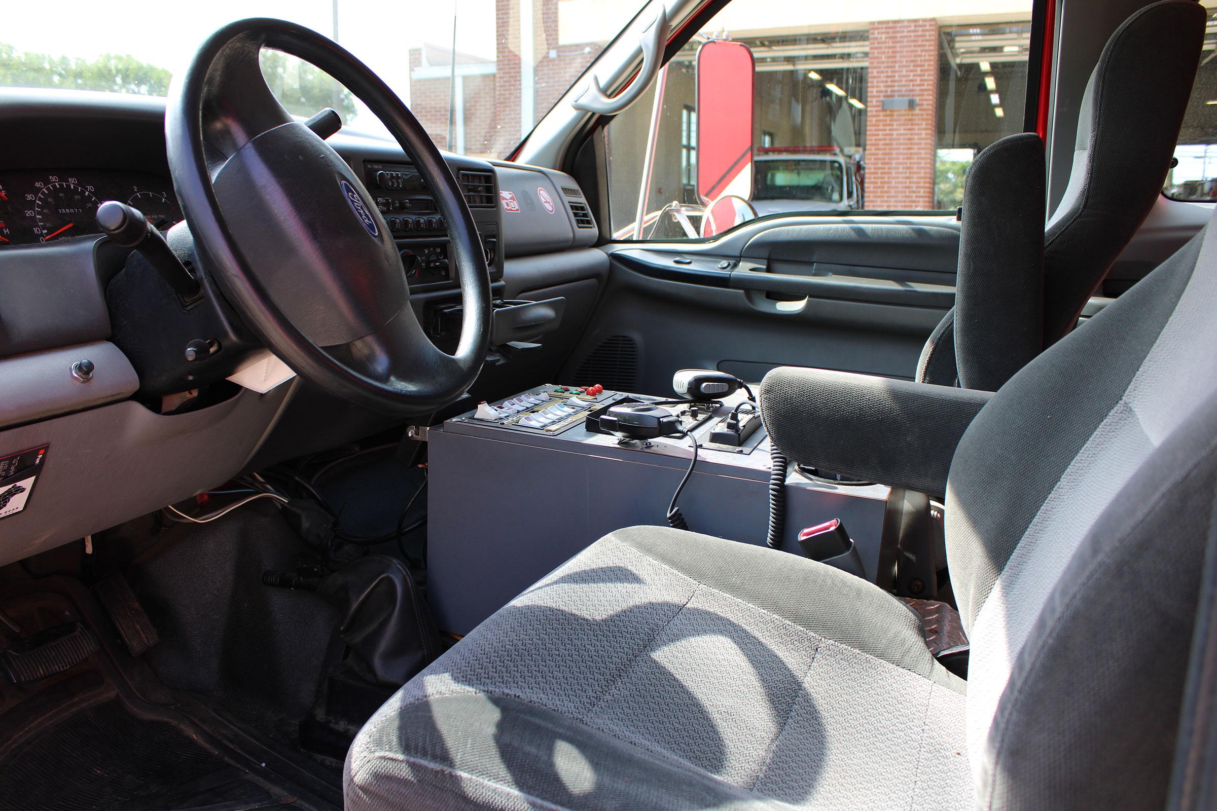 2005 Taylor Made Ford Light Rescue - image 22