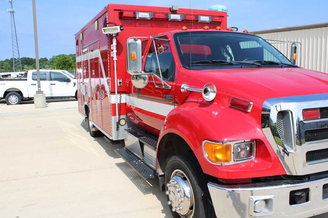 2005 Taylor Made Ford Light Rescue