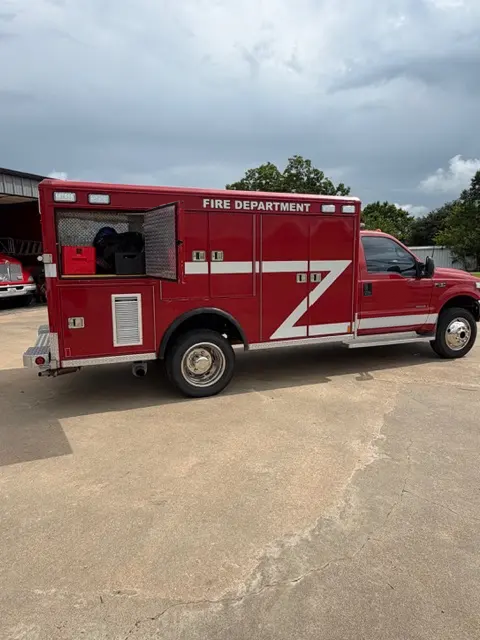 2000 Ford F450 4x4 Light Rescue - image 10