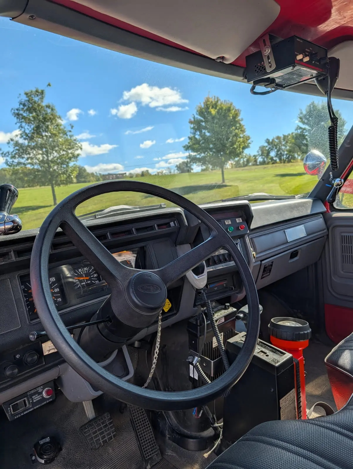 1997 4 Guys Ford Tanker - image 9