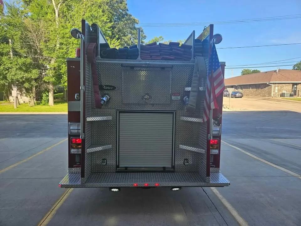 2003 Pierce Freightliner FL70 - image 6