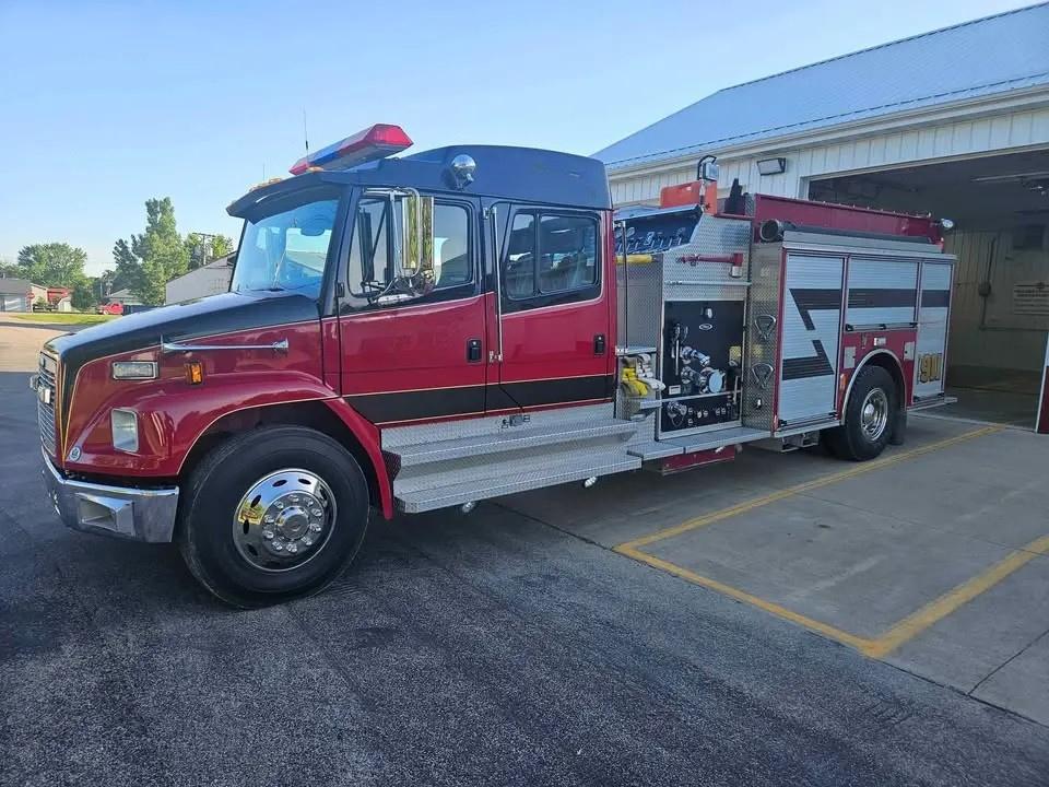 2003 Pierce Freightliner FL70