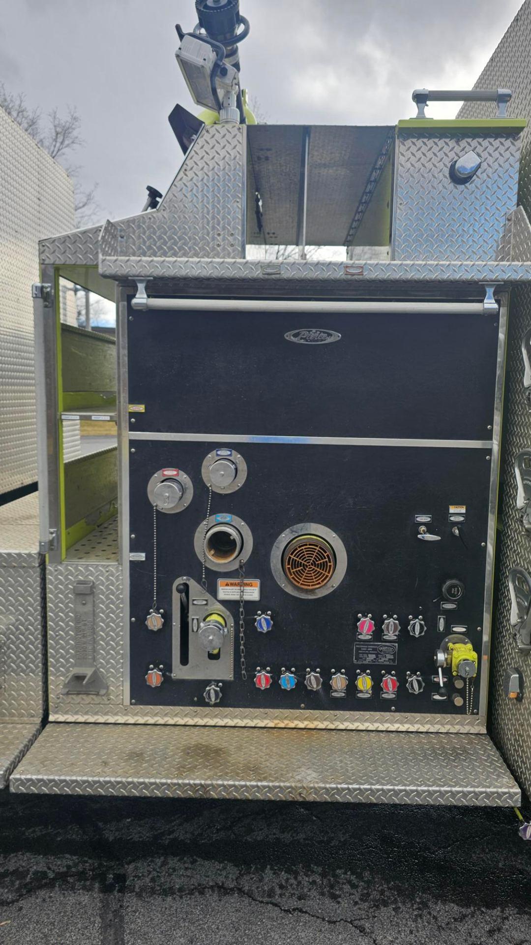 2004 Pierce Quantum Pumper - image 13