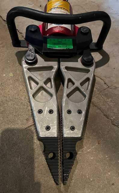 Legacy Dual-Hose TNT Rescue Tools - Yearly Serviced 3-4-2026 Will Break Up Set — photo 8