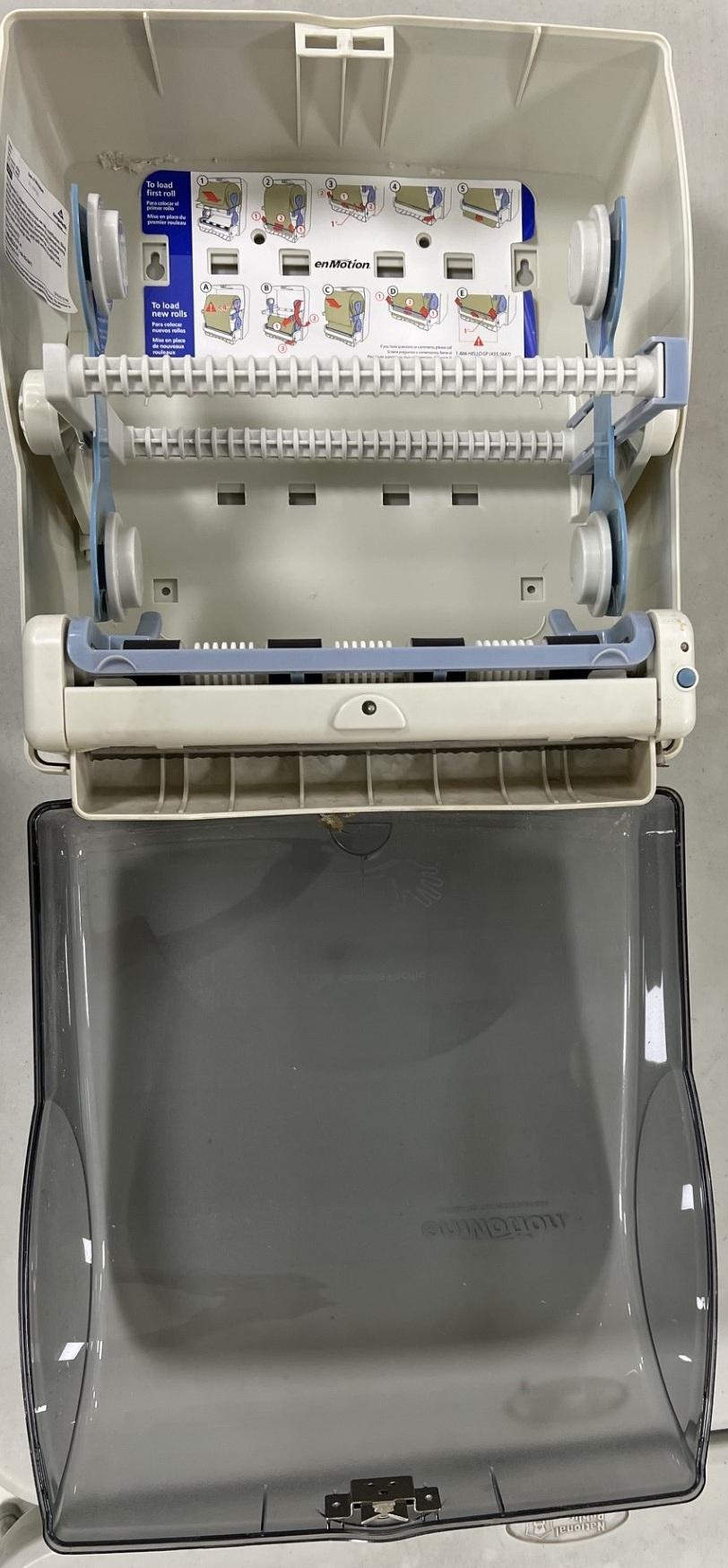 Georgia Pacific EnMotion Touchless Paper Towel Dispensers (6) - image 6