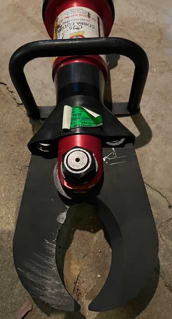 Legacy Dual-Hose TNT Rescue Tools - Yearly Serviced 3-4-2026 Will Break Up Set — photo 7