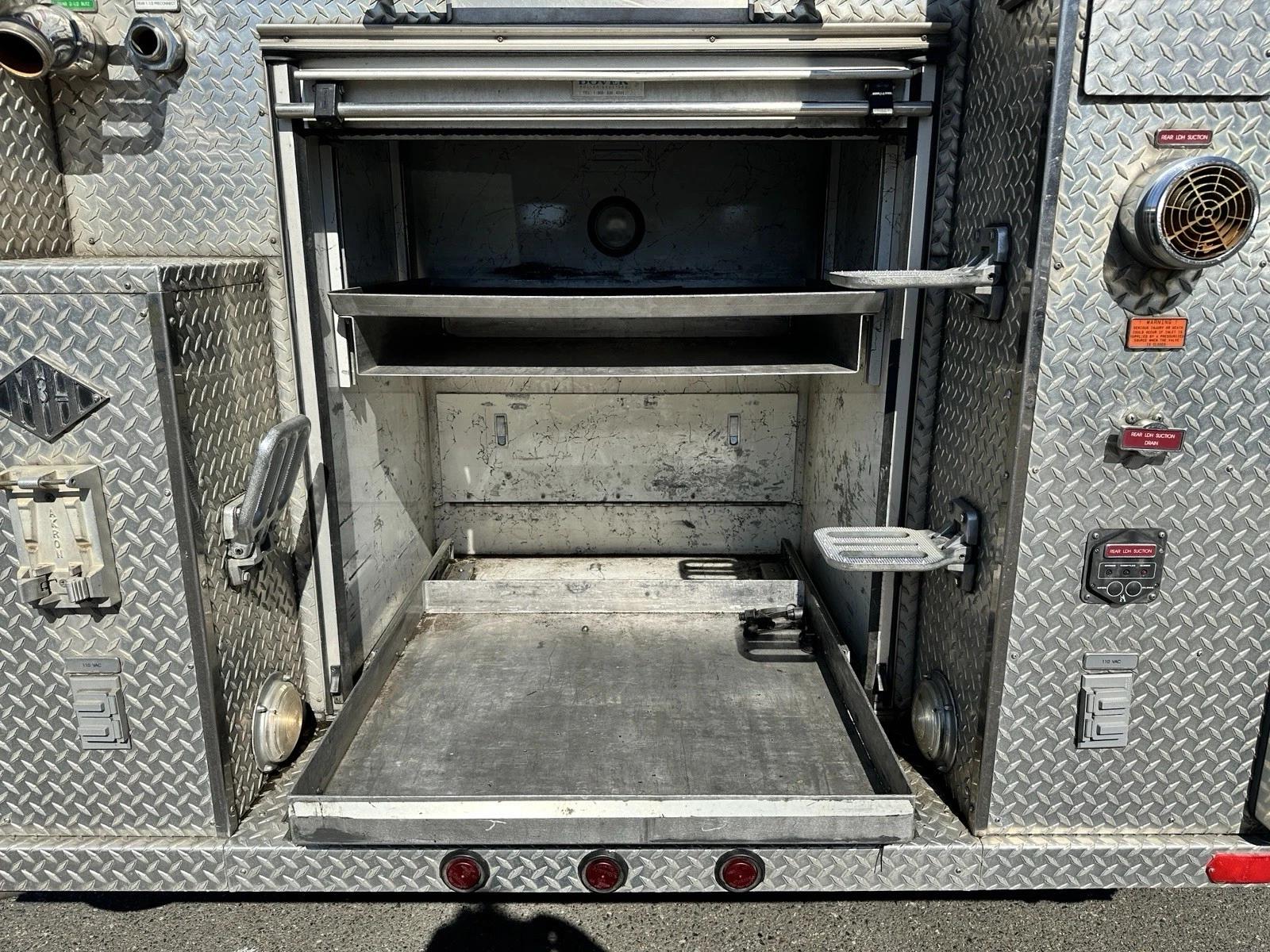 2002 H&W International 4400 1250/750/20 Rural Engine Pumper Fire Truck - image 11