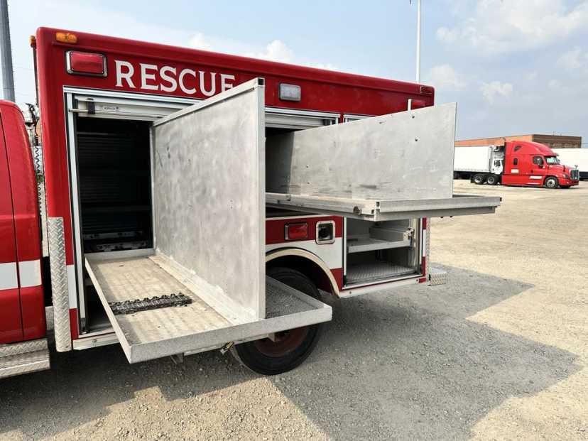 2015 Pierce Mini Rescue Ford F-550 SuperDuty 6.8L Fire Truck — photo 7