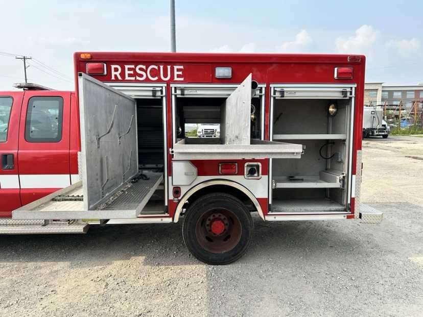 2015 Pierce Mini Rescue Ford F-550 SuperDuty 6.8L Fire Truck — photo 6