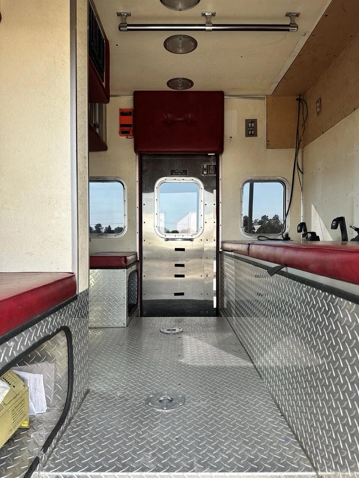 1996 Amtech Freightliner Heavy Rescue - image 11