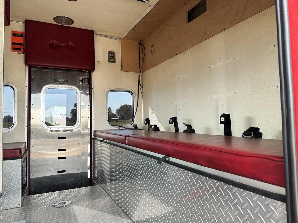 1996 Amtech Freightliner Heavy Rescue - image 12