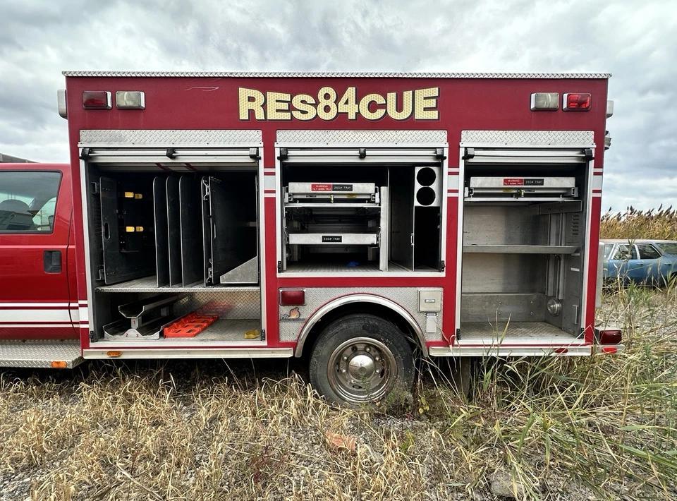 2005 Ford F-550 Light Rescue - image 4