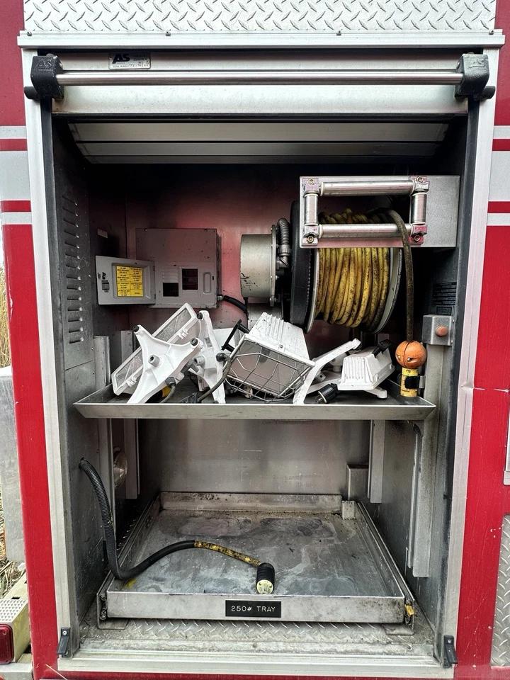2005 Ford F-550 Light Rescue - image 8