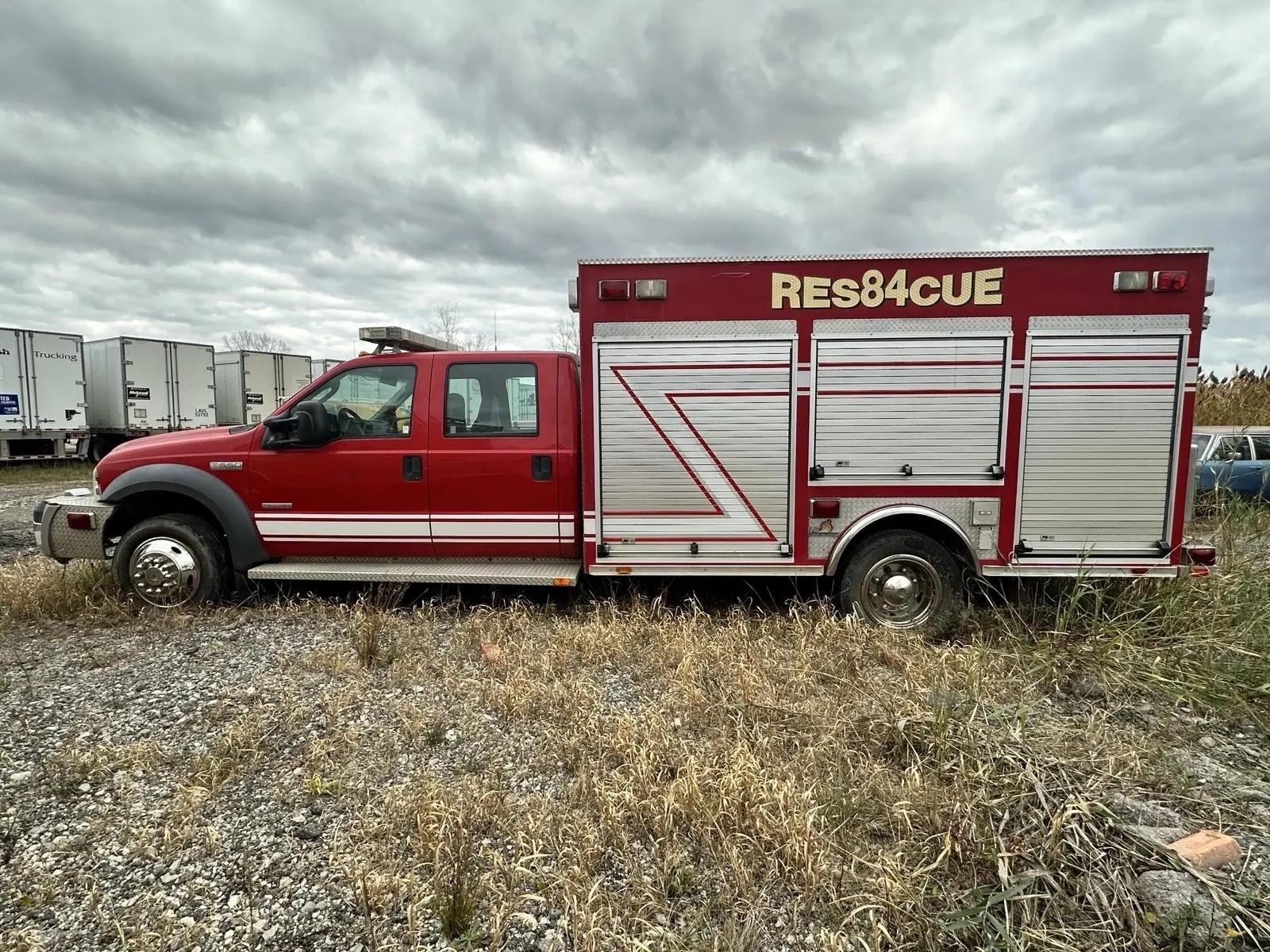2005 Ford F-550 Light Rescue - image 1