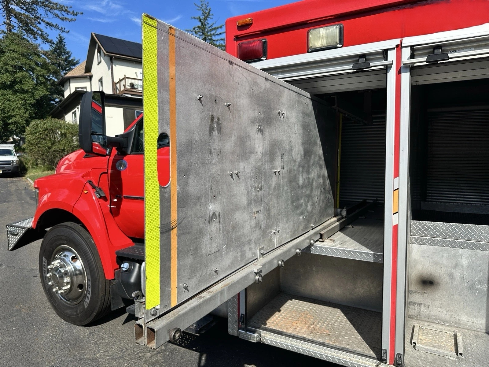 2017 Pierce Ford Medium Rescue - image 13