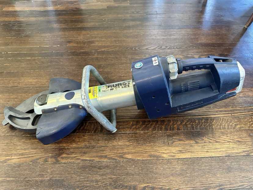 Hurst E2 S700E E-Draulic Battery Powered Cutter 10,000 PSI Rescue Tool Extrication Jaws of Life