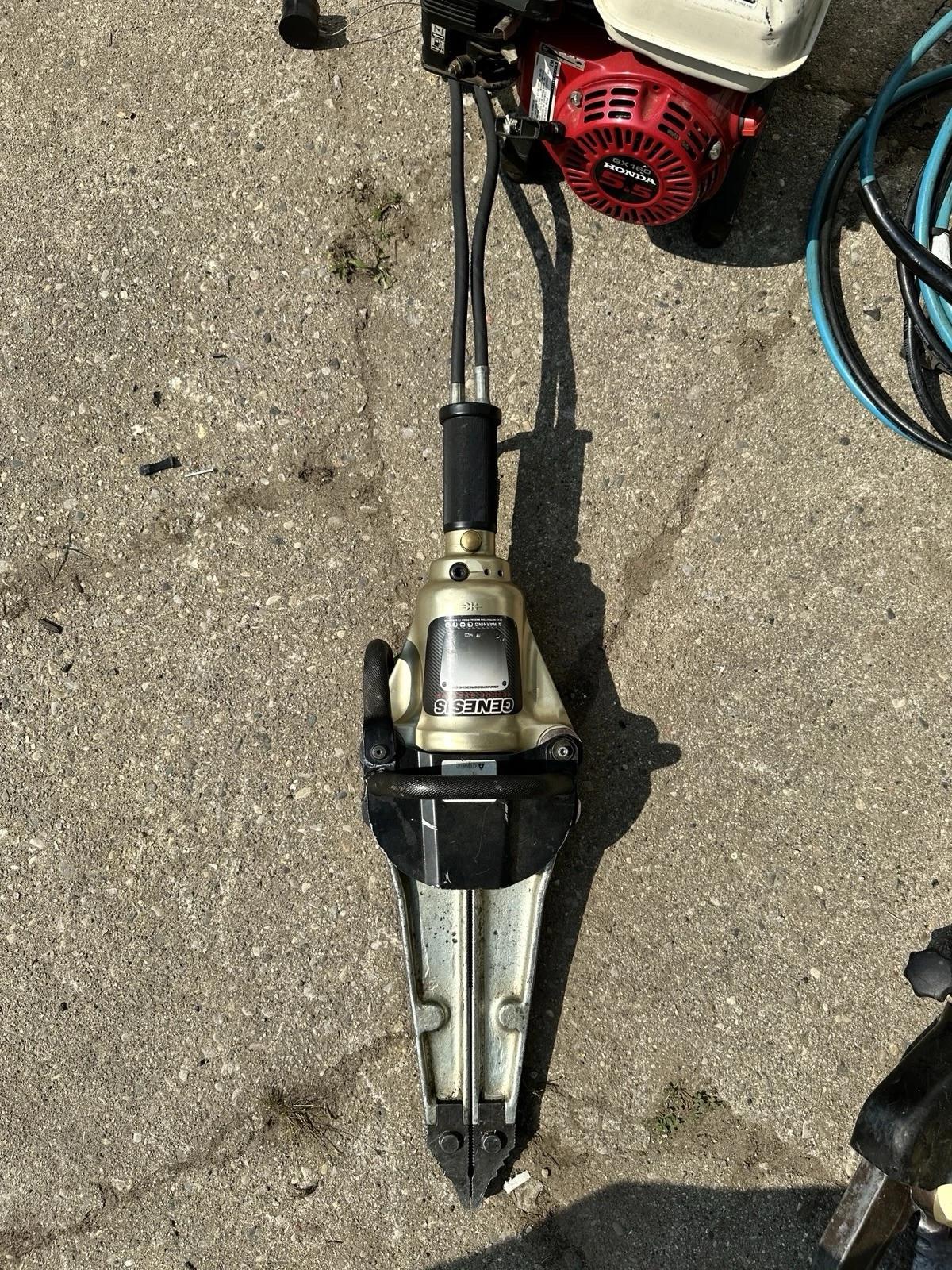 Lot of Genesis Rescue Equipment Extrication Tools Jaws of Life Hurst Holmatro - image 5