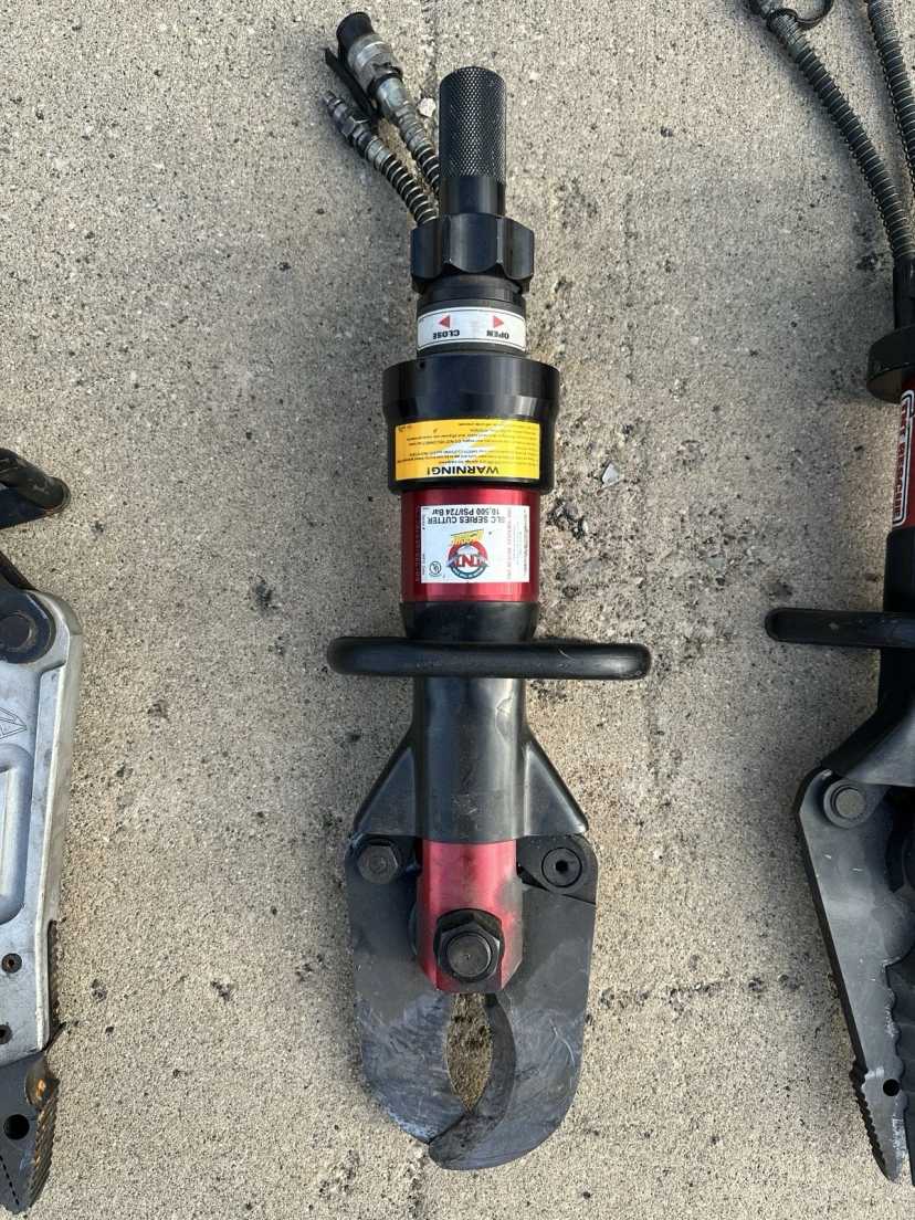 Lot of TNT Rescue Equipment Extrication Tools Jaws of Life Hurst Amkus Holmatro — photo 6