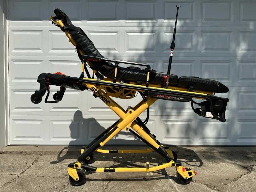 NEW/UNUSED Stryker Power Pro XT 6500 Ambulance Stretcher Cot Gurney