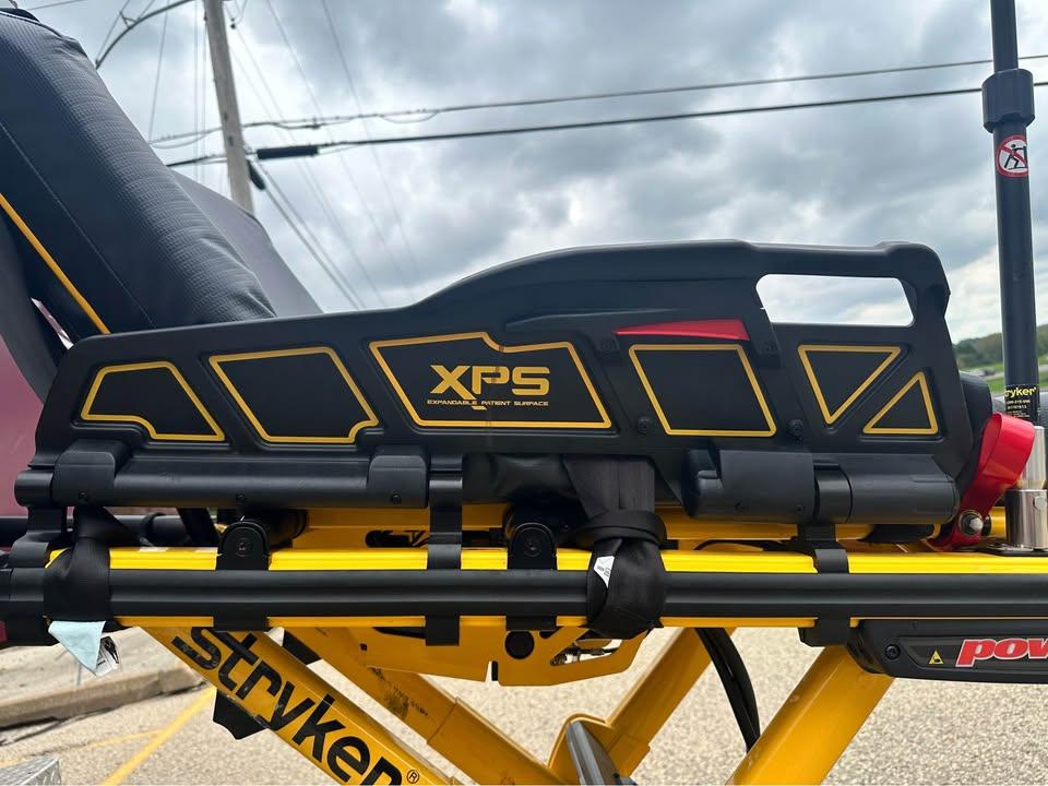 Stryker Power Pro 6506 Ambulance Stretcher & Stryker Power-Load 6390 Cot Fastener Mount EMS EMT - image 4