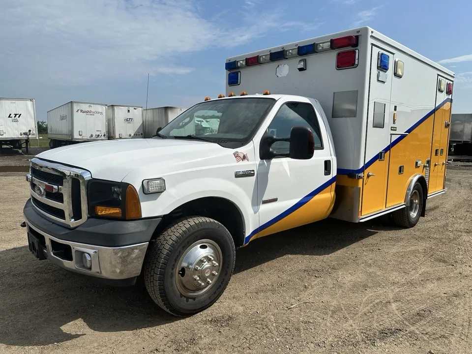 2007 MedTec Ford Type I Ambulance