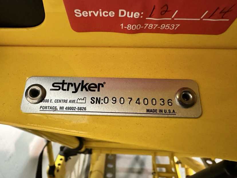 Stryker MX-PRO 6083 Bariatric 1600LB Ambulance Stretcher w/ Push/Pull Handles — photo 7
