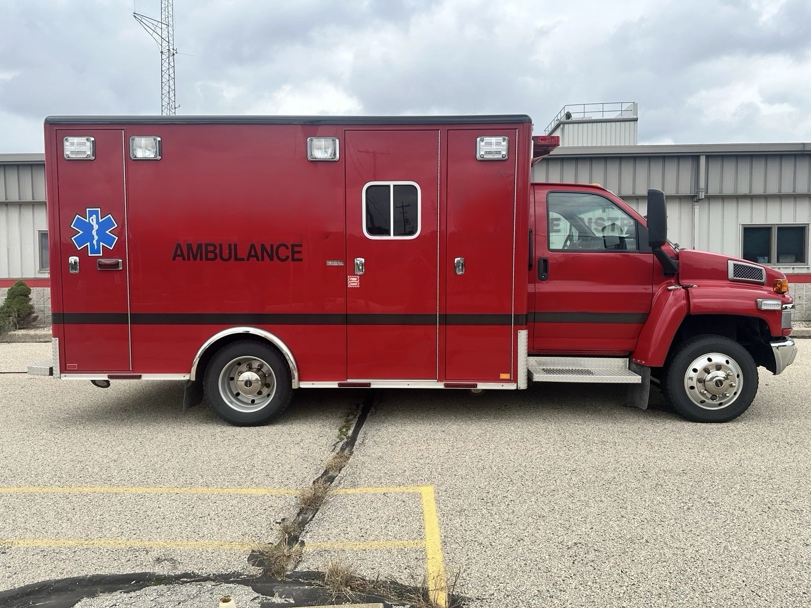 2008 Horton GMC Type III Ambulance - image 5